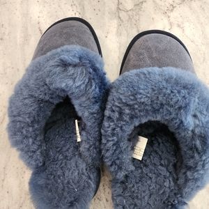 Emu Jolie Slippers.